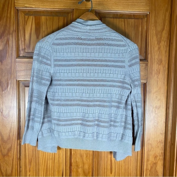 Like New Banana Republic Gray Cardigan with Waterfall Design - Picture 6 of 6